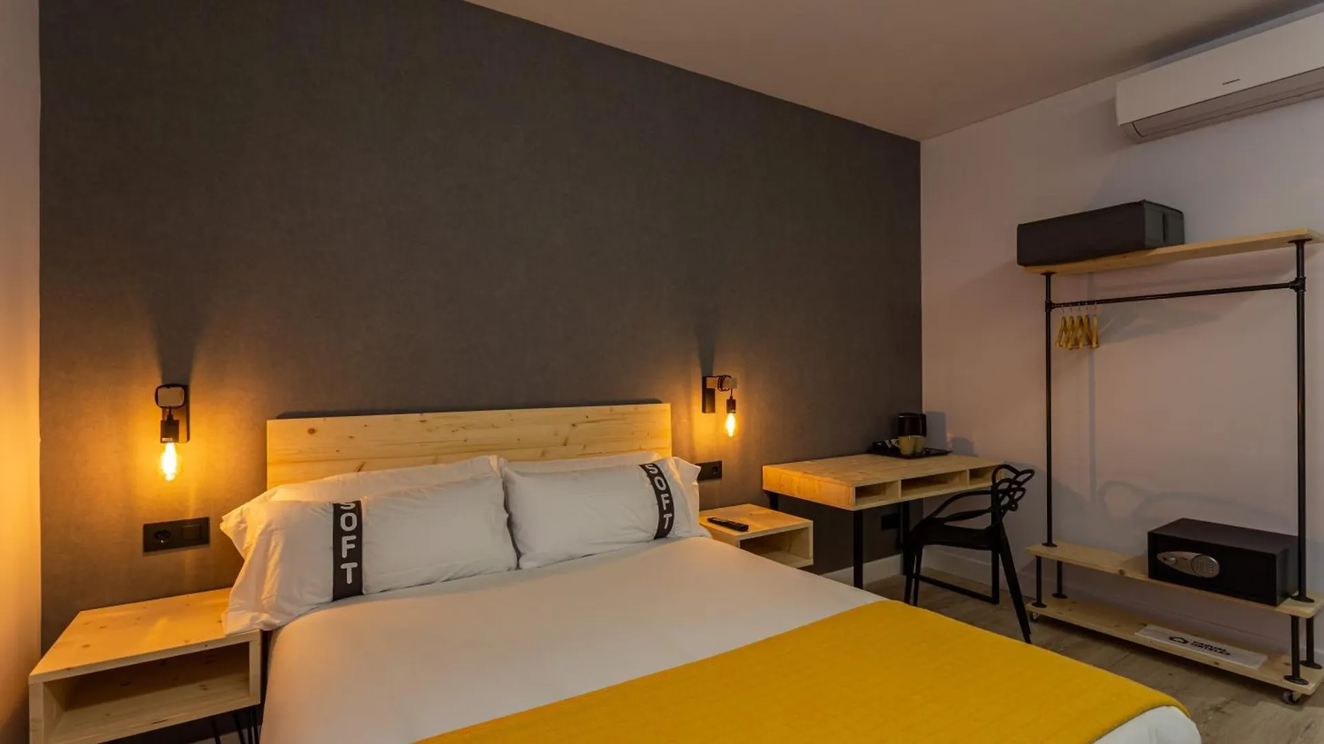 Hotel Casual Fuentes Bilbao 0*,  Spanien